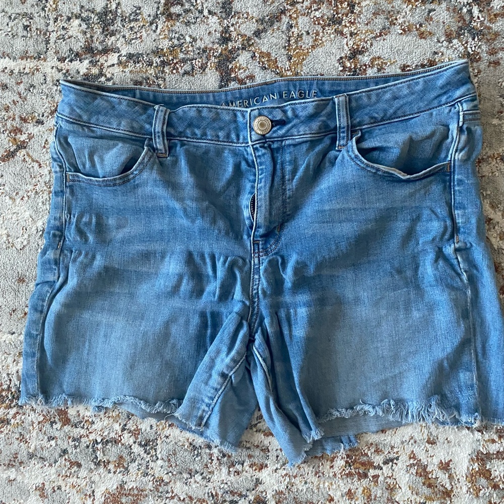 American Eagle
Denim
Medium wash